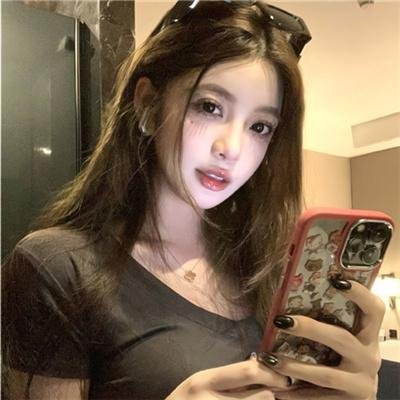 绷不住了啦